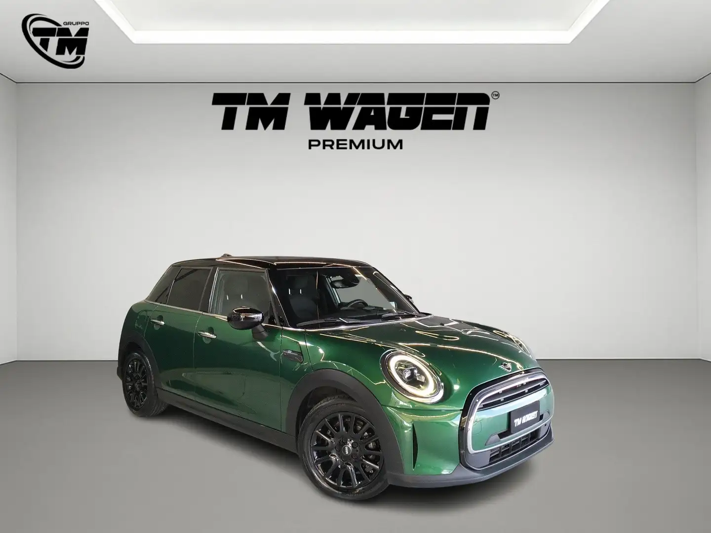 MINI Cooper 5p 1.5 Classic auto - TETTO PANORAMICO Groen - 2