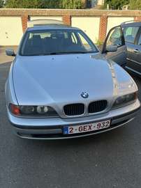 523iA lees beschrijving!