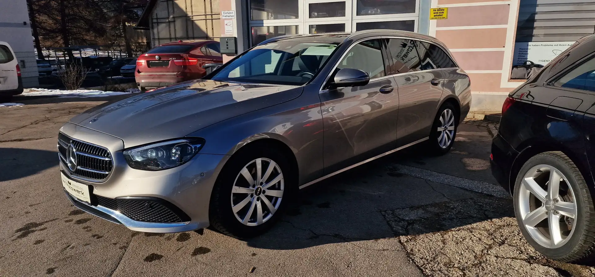 Mercedes-Benz E 200 d T Avantgarde Aut. *Burmester*LED*Pano*Leder* Bronze - 2