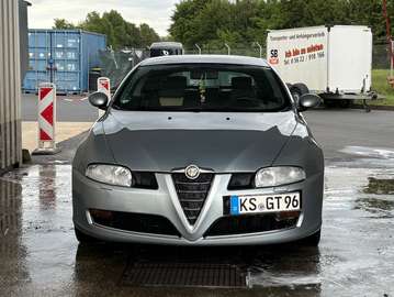 GT 1.9 JTD M-Jet Distinctive