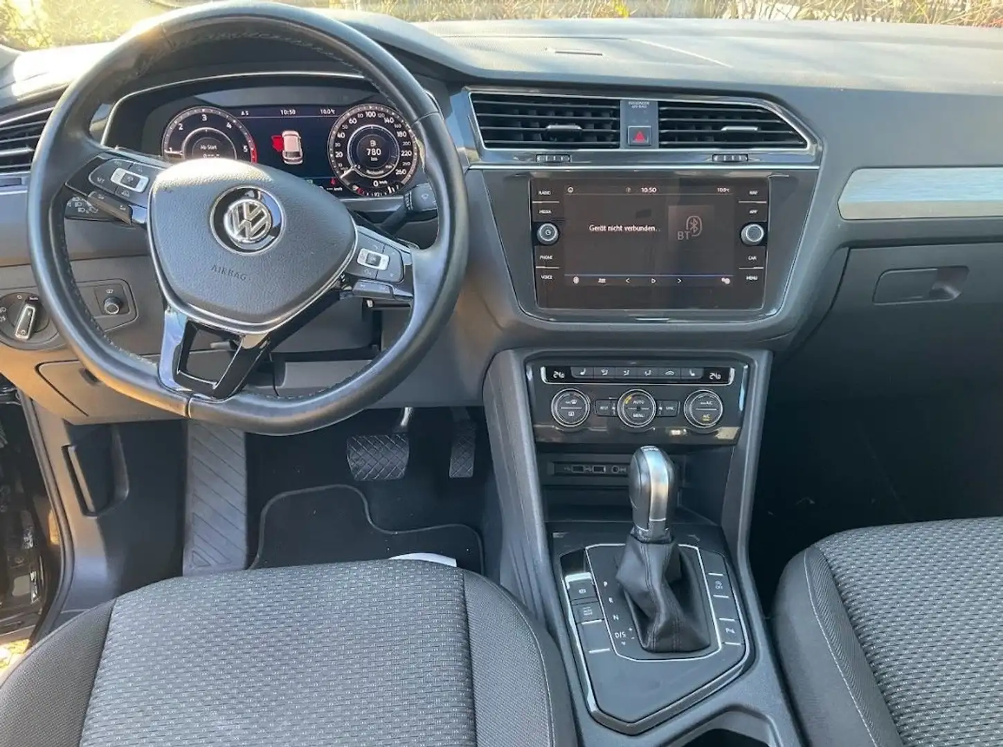 Volkswagen Tiguan Allspace Tiguan+Allspace+2.0+TDI+SCR+DSG+Comfortline Schwarz - 2