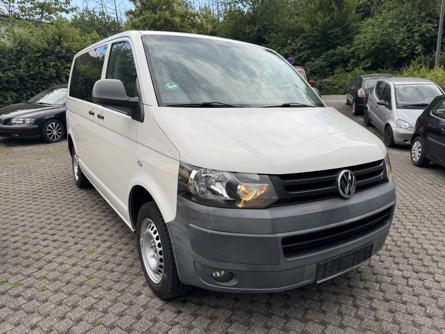 Volkswagen T5 Multivan Caravelle Trendline - 1. Hand - HU bis 09.2026 Weiß - 1