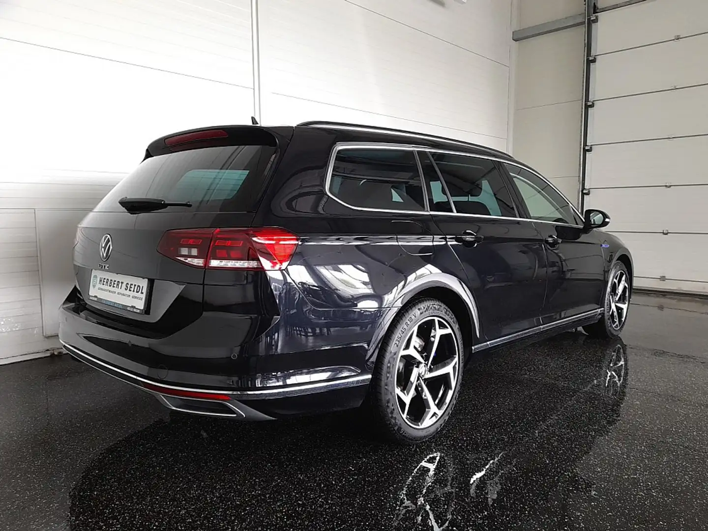 Volkswagen Passat Variant GTE e-Hybrid DSG *18 ZOLL / LED / NAVI / AHV & ... Schwarz - 2