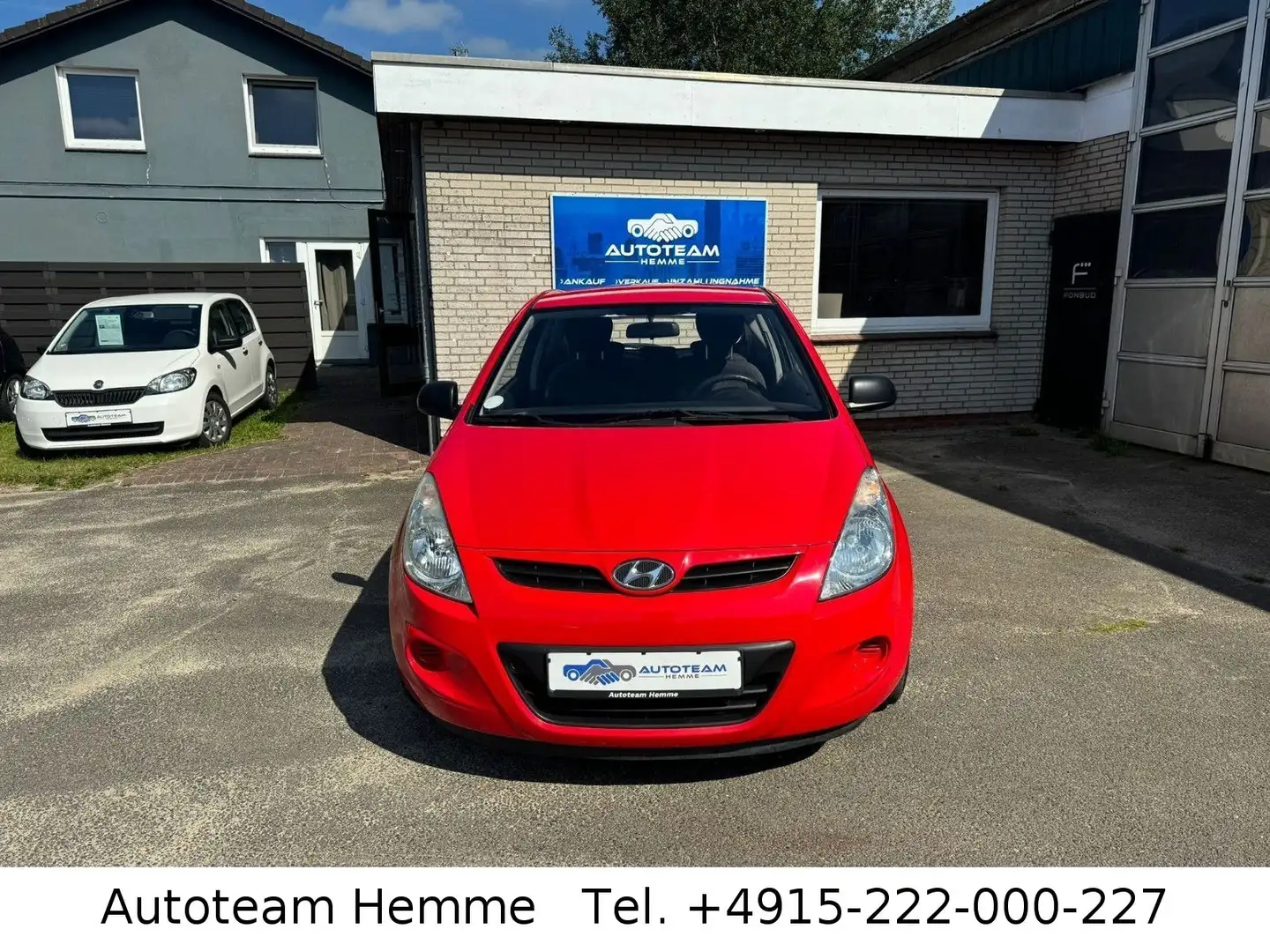 Hyundai i20 1,2 Classic TÜV/KLIMA/ZV/BC/ALUFELGEN Rot - 2