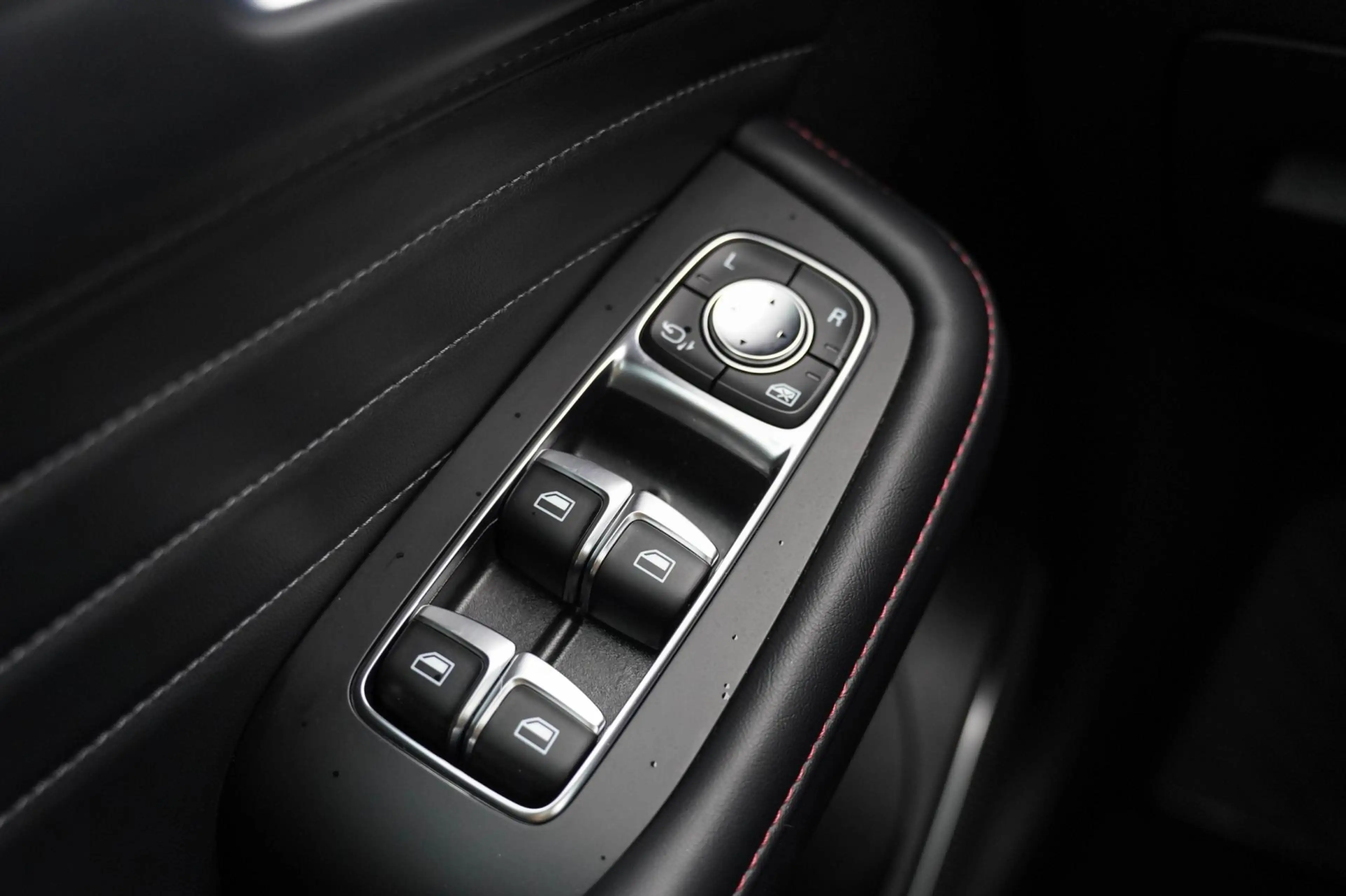 MG EHS 1.5 TGDI Luxury PHEV| Panoramadak | Leder — photo 18