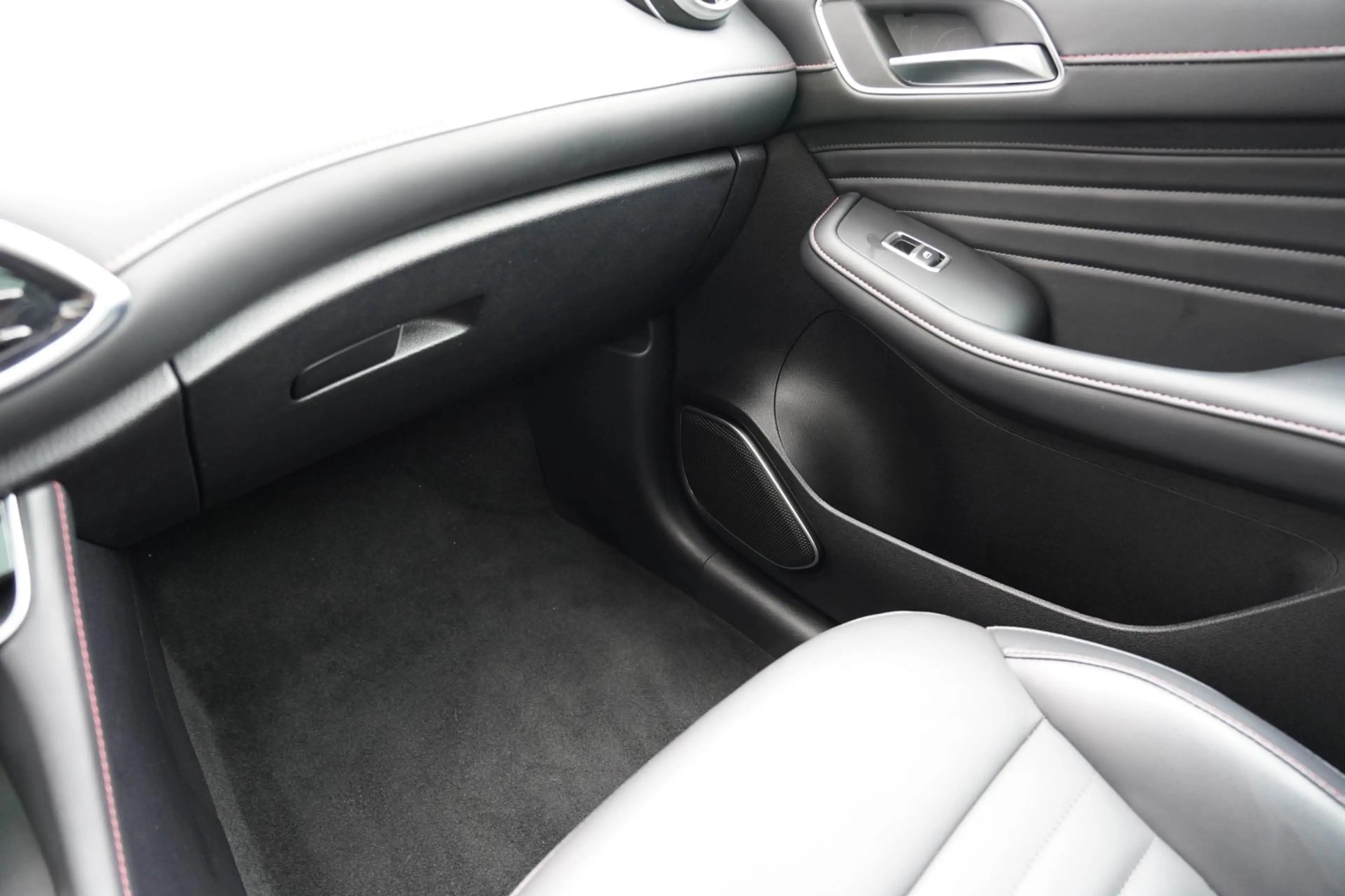 MG EHS 1.5 TGDI Luxury PHEV| Panoramadak | Leder — photo 37