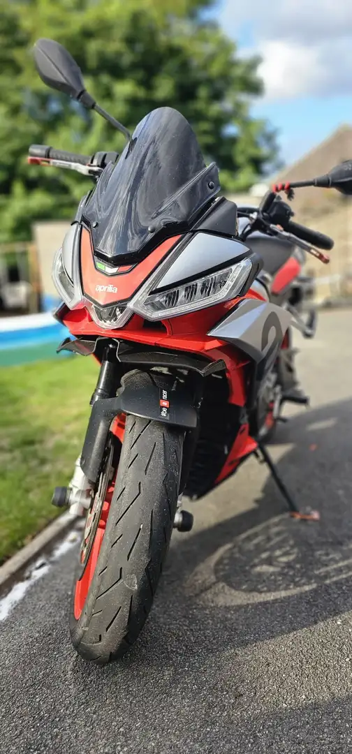 Aprilia Tuono 660 Argent - 2