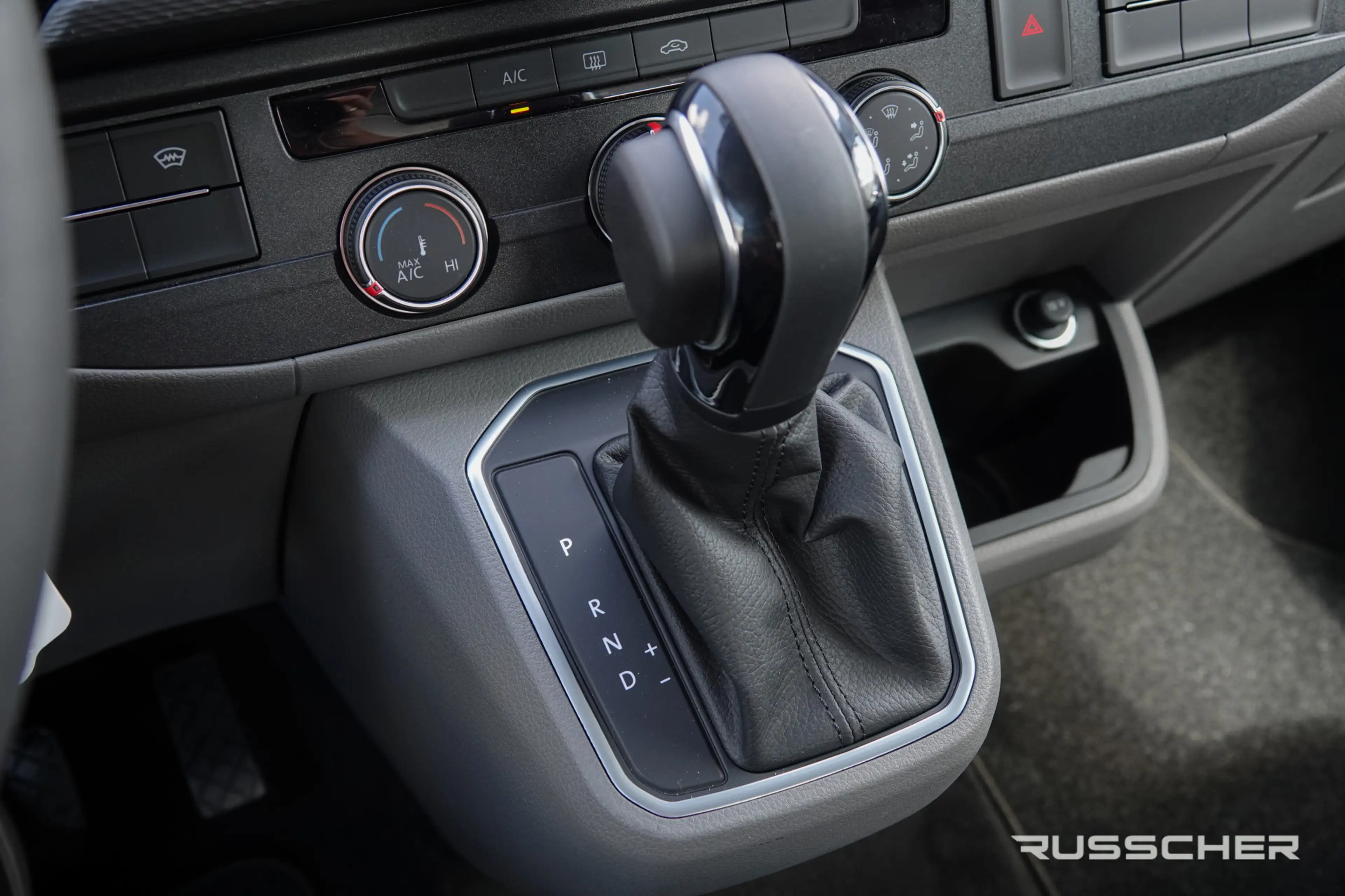 Volkswagen Transporter L2H1 2.0Tdi 150Pk DSG7 | Bulli | 28 | 2xSchuifdeur — photo 9