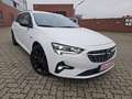 Opel Insignia SportsTourer Elegance,Automatik,LED,VOL Weiß - thumbnail 1