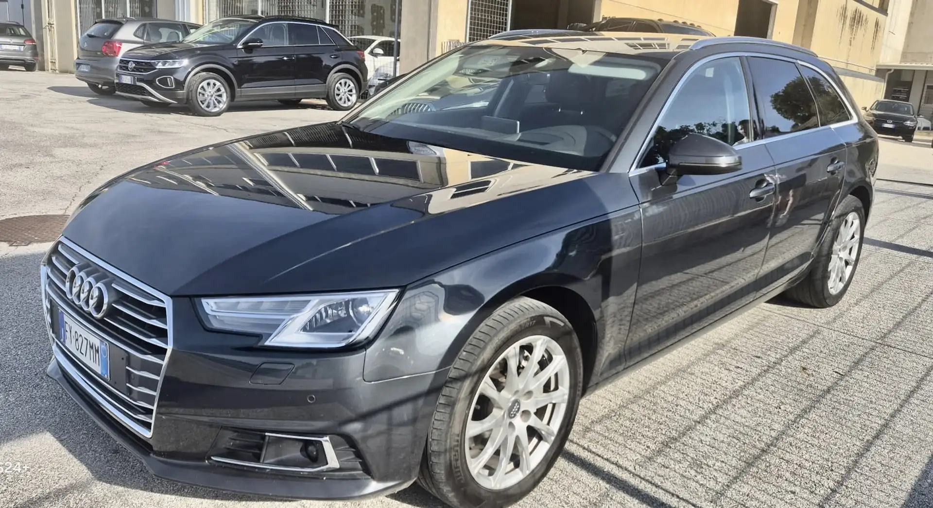 Audi A4 Avant 2.0 tdi Business Sport 190cv s-tronic Grigio - 2