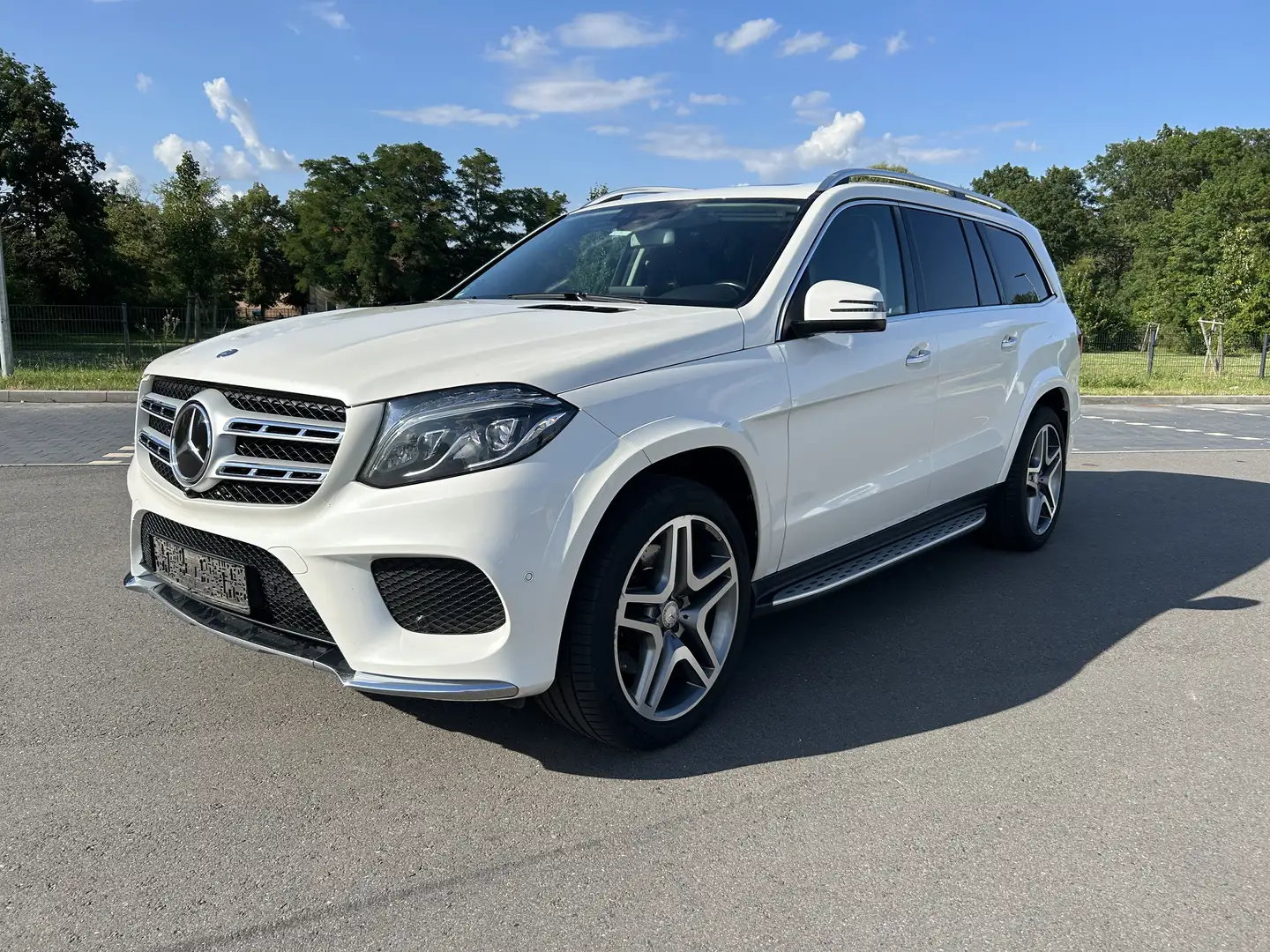 Mercedes-Benz GLS 350 d 4Matic 9G-TRONIC AMG USt ausweisbar 32k netto - 1