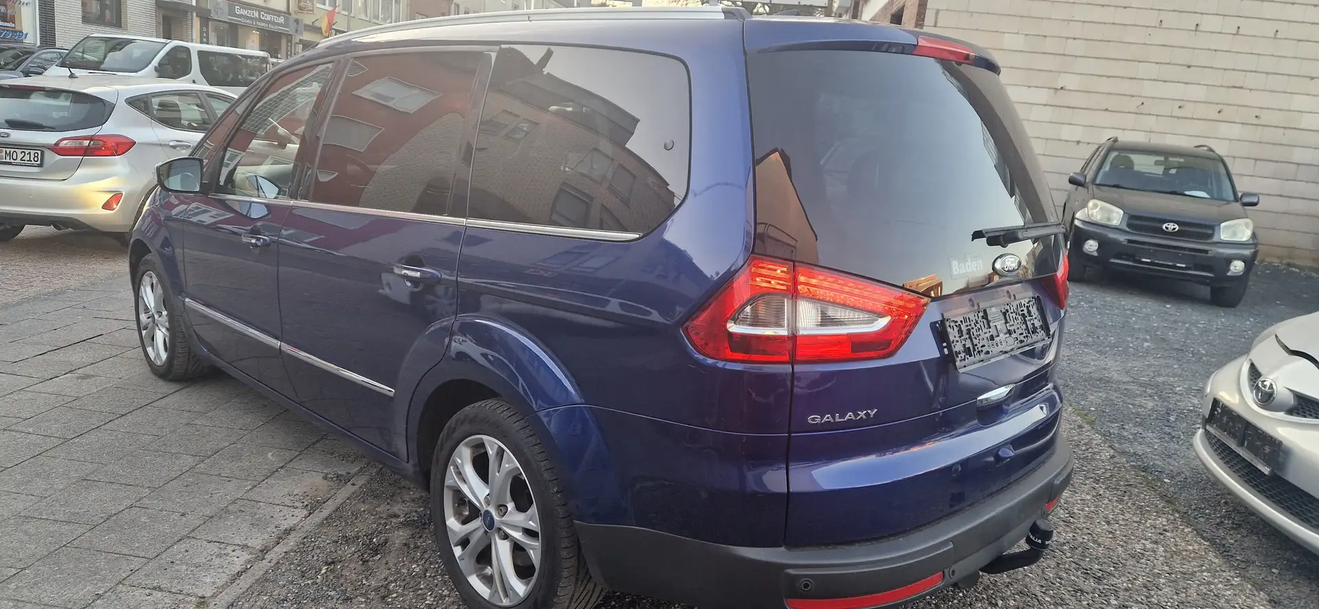Ford Galaxy 2.0 TDCi DPF Aut. Titanium,Scheckheft Lückenlos Azul - 2