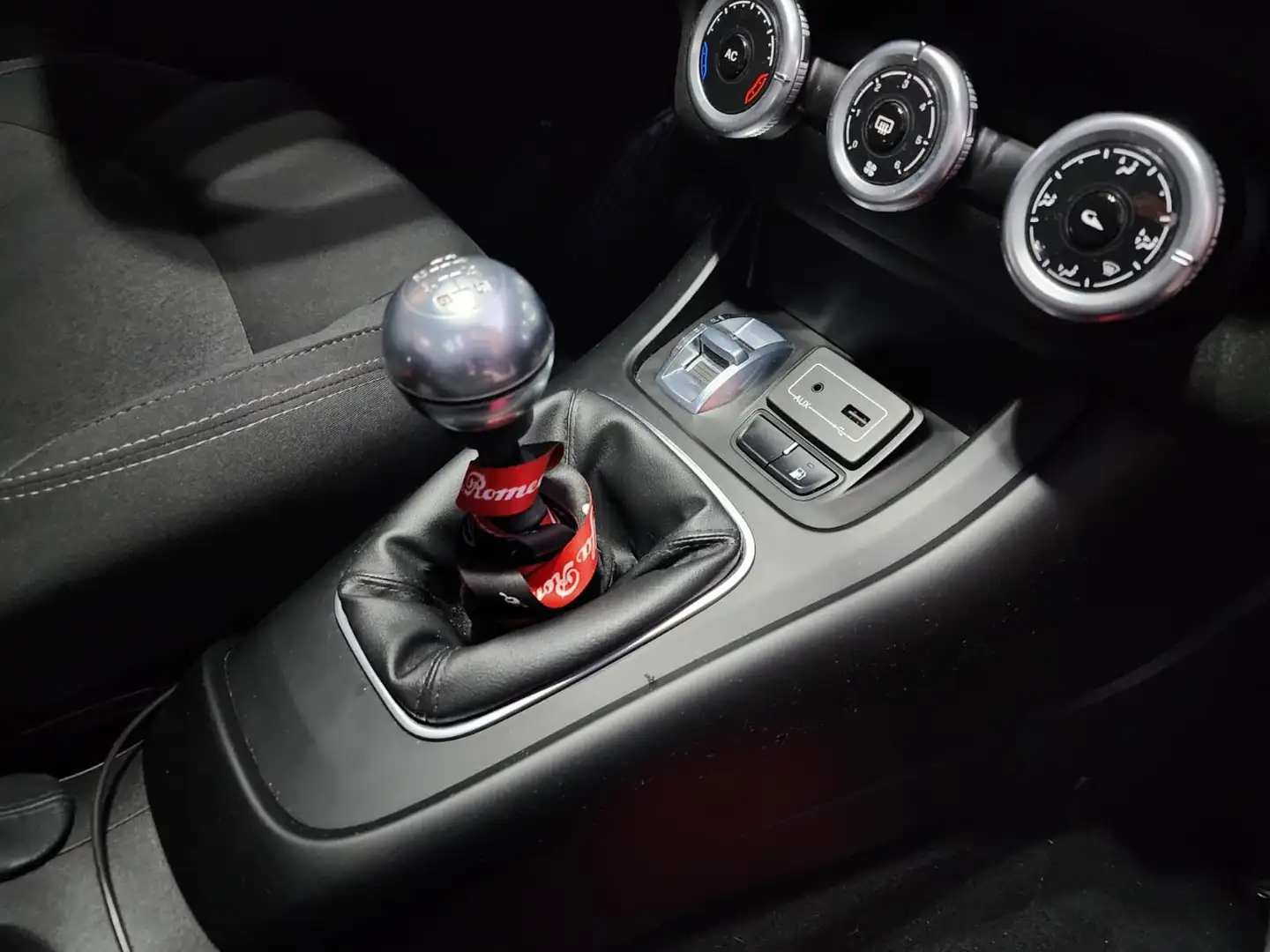 Alfa Romeo Giulietta Giulietta III 2016 1.4 t. Gpl 120cv Bianco - 2