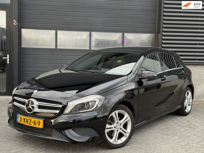 Mercedes-Benz A 180 Pano Leder Xenon Org NL