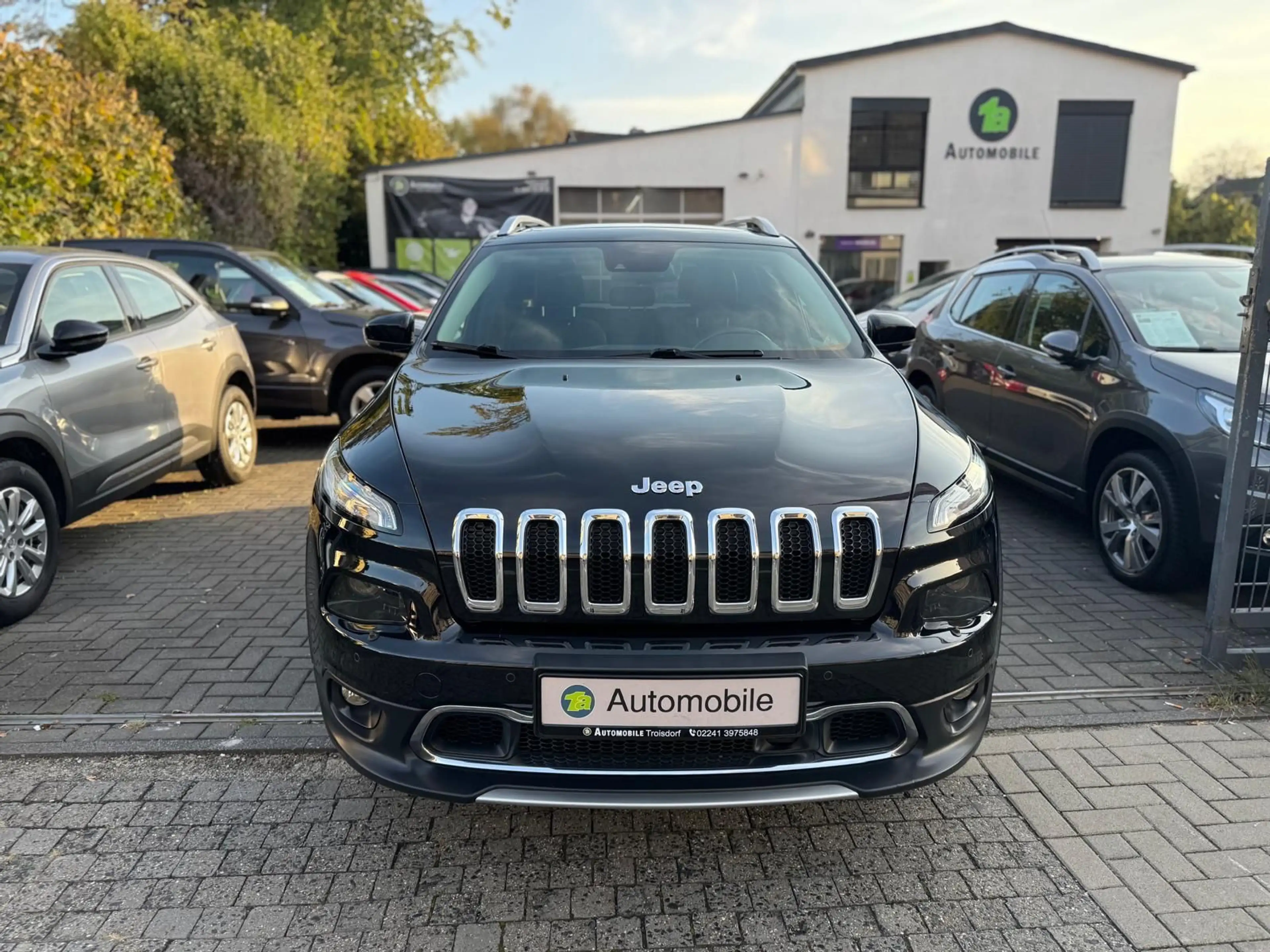 Jeep Cherokee Limited 4WD*NAVI*ACC*KAM*DAB*PANO*AHK — photo 2