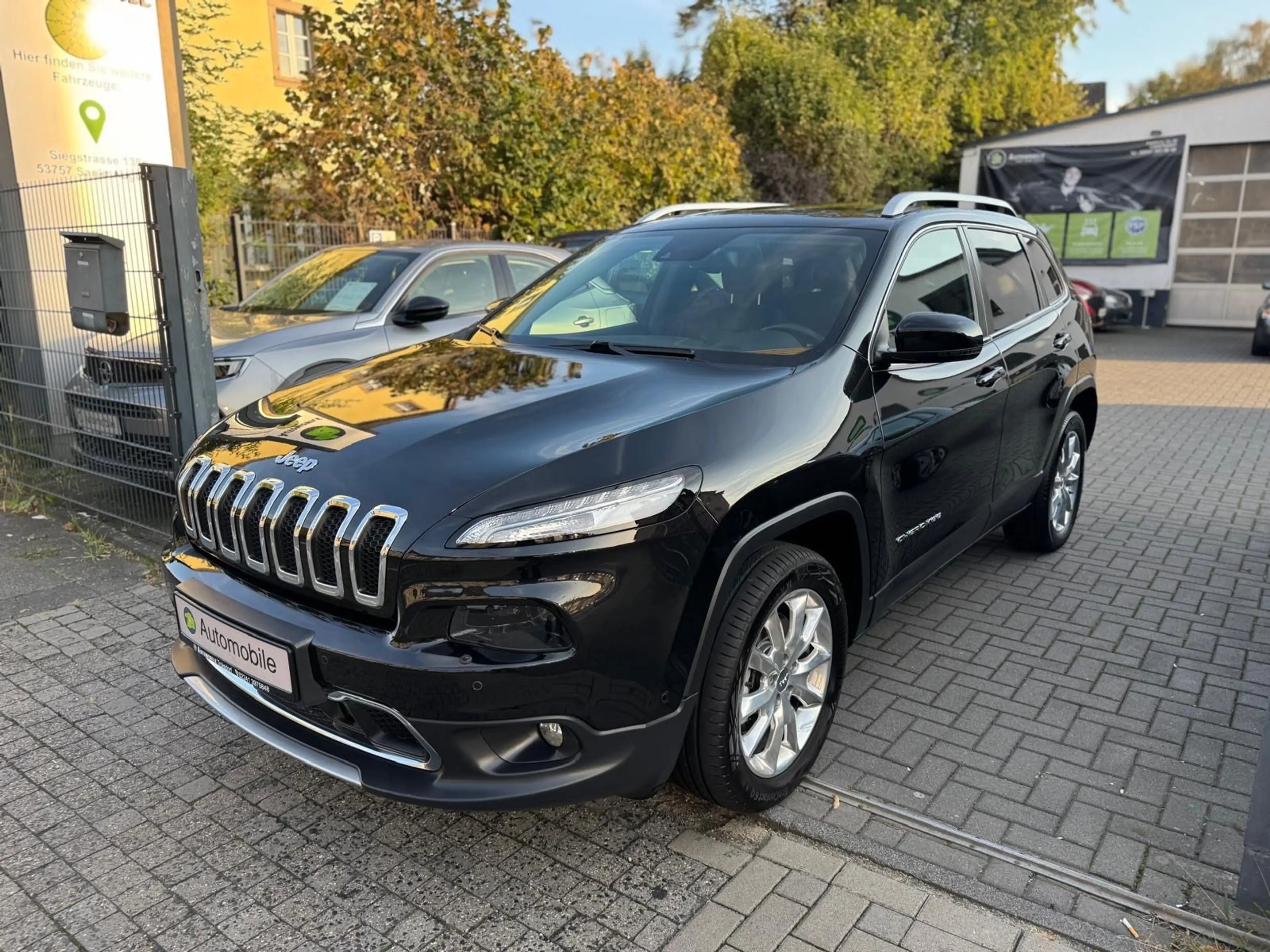 Jeep Cherokee Limited 4WD*NAVI*ACC*KAM*DAB*PANO*AHK — photo 3