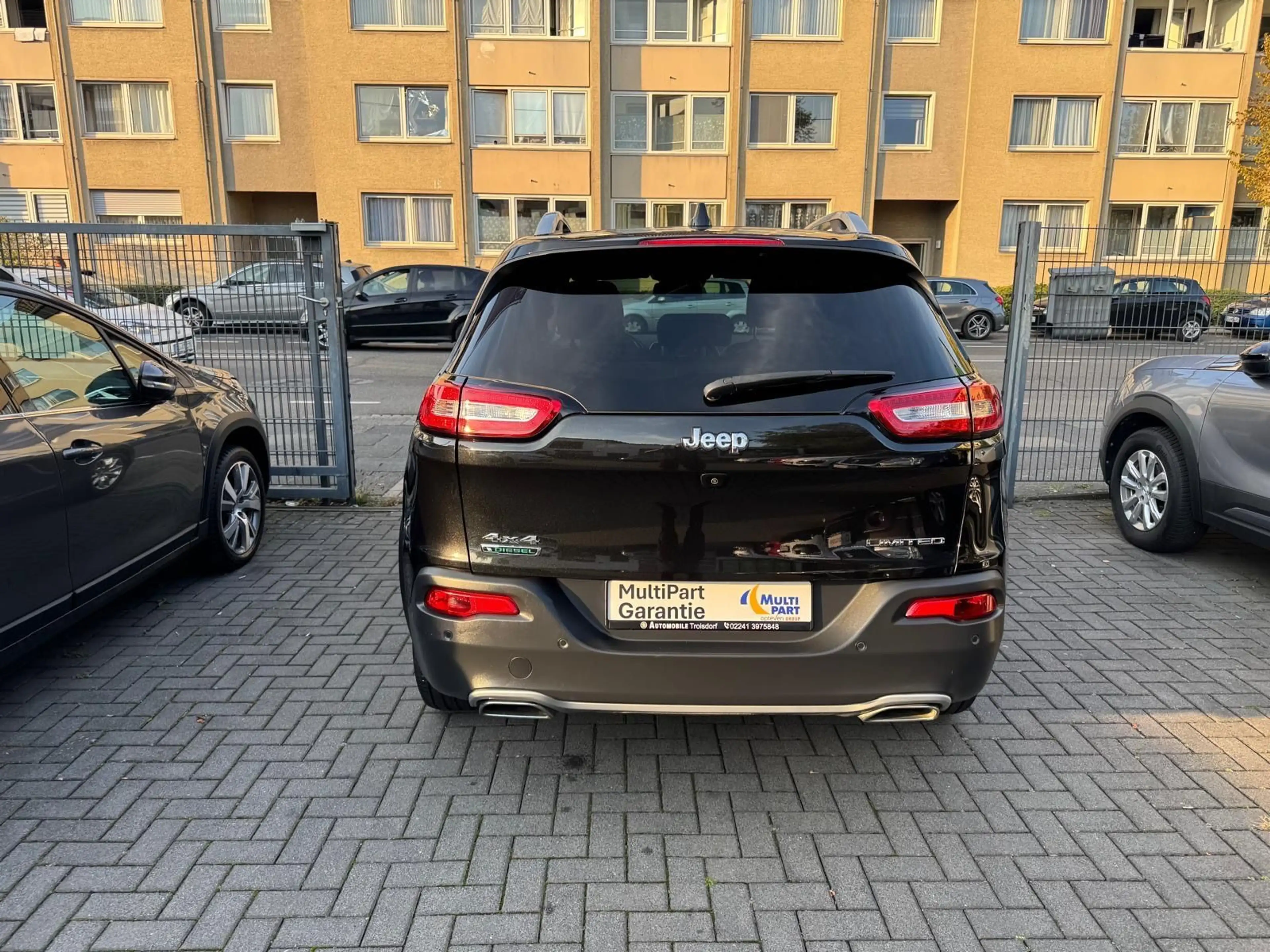 Jeep Cherokee Limited 4WD*NAVI*ACC*KAM*DAB*PANO*AHK — photo 5