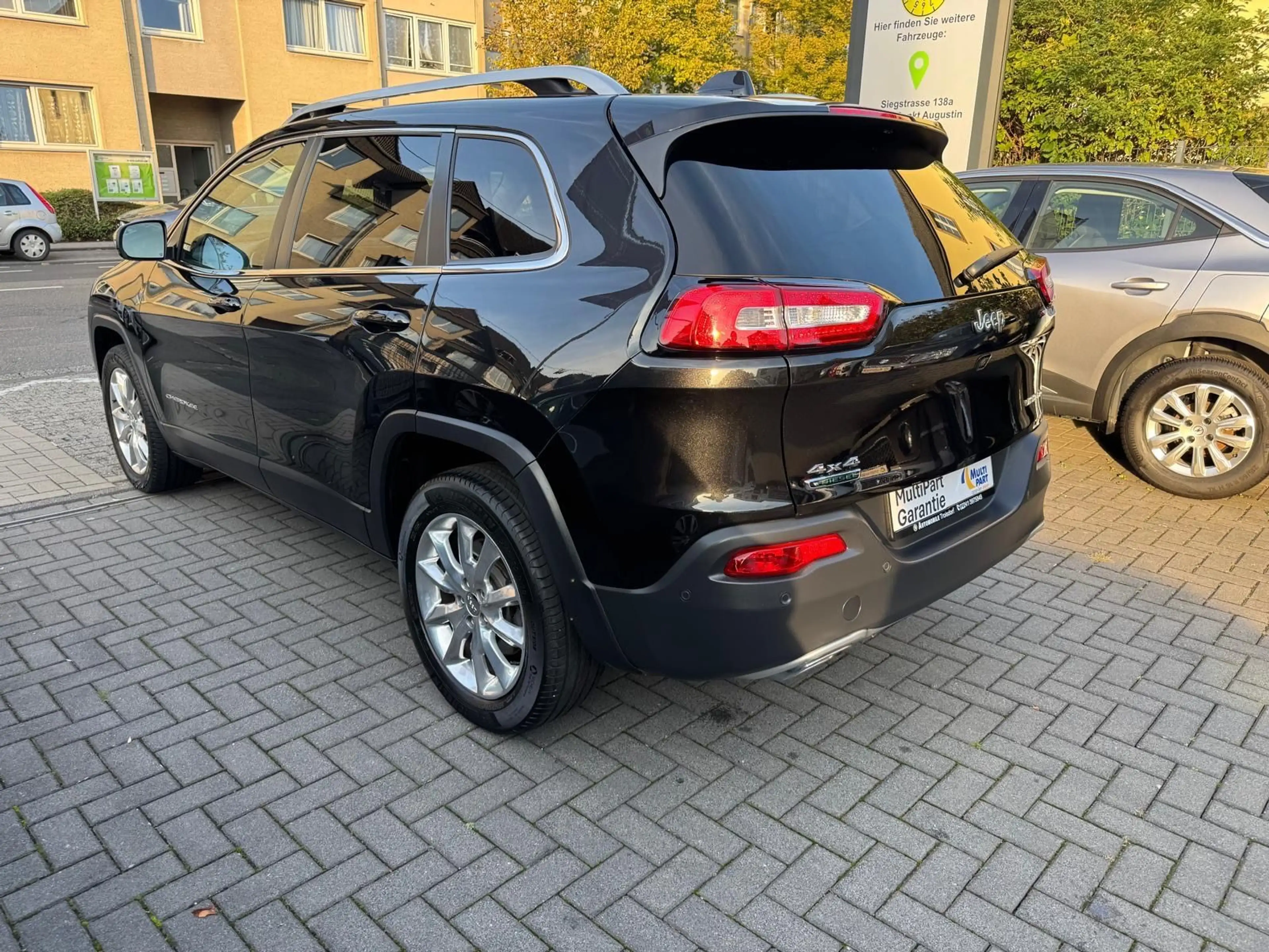 Jeep Cherokee Limited 4WD*NAVI*ACC*KAM*DAB*PANO*AHK — photo 4