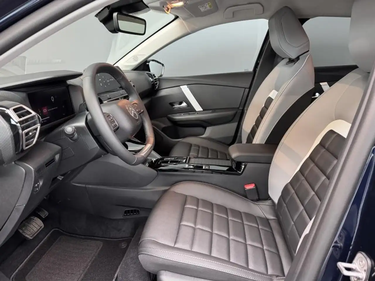 Citroen C4 2026 — фото 11