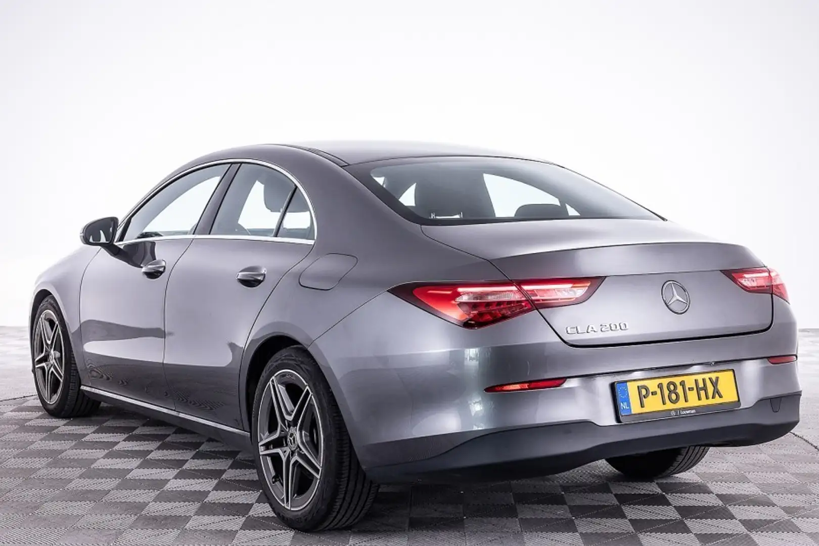 Mercedes-Benz CLA 200 Limousine | NAVI | CAMERA | ECC | VELGEN Grau - 2