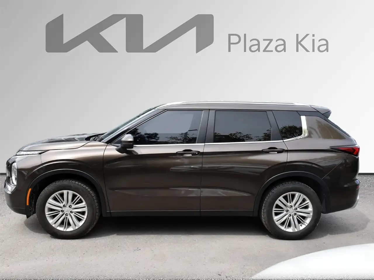 Mitsubishi Outlander снимка Mitsubishi Outlander