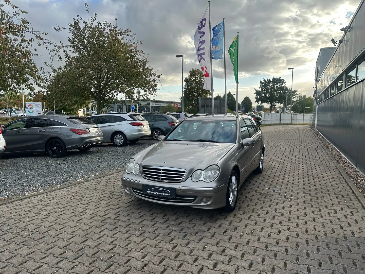 Mercedes-Benz C 220 Kombi 2.2 CDI AVANTGARDE*TÜV neu** Beige - 2