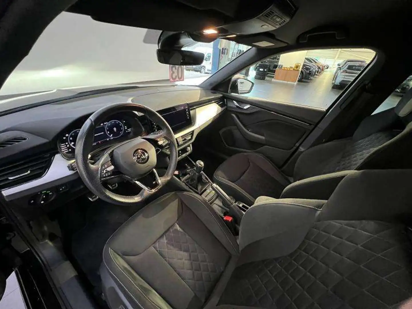 Skoda Kamiq Ambition Noir - 2