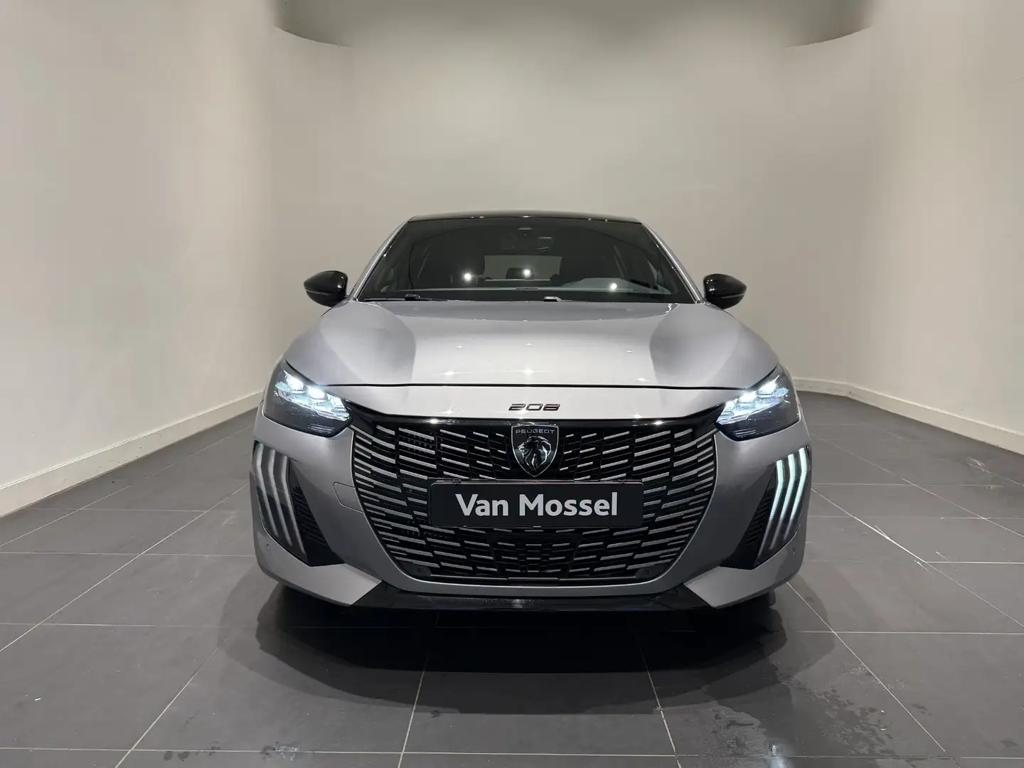 Peugeot 208 Hybrid 136 e-DCS6 GT | Apple Carplay & Android Aut Gris - 2