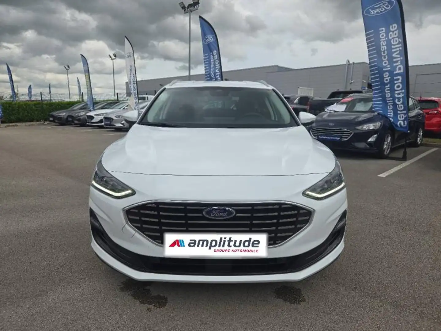 Ford Focus 1.0 Flexifuel mHEV 125ch Titanium X Business Power Blanc - 2