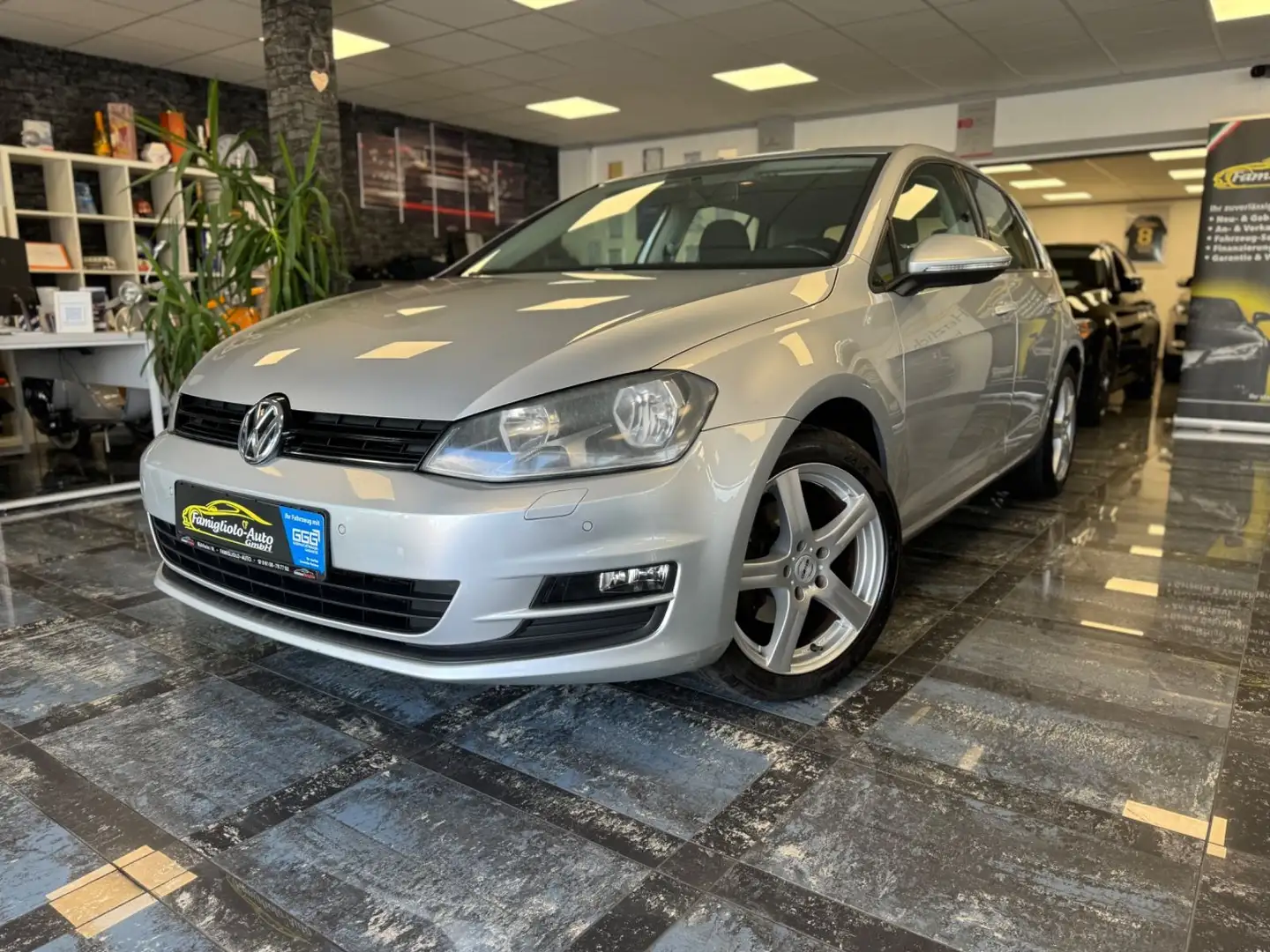 Volkswagen Golf VII Lim. Comfortline BMT*Aluräder*SHZ* Argent - 1