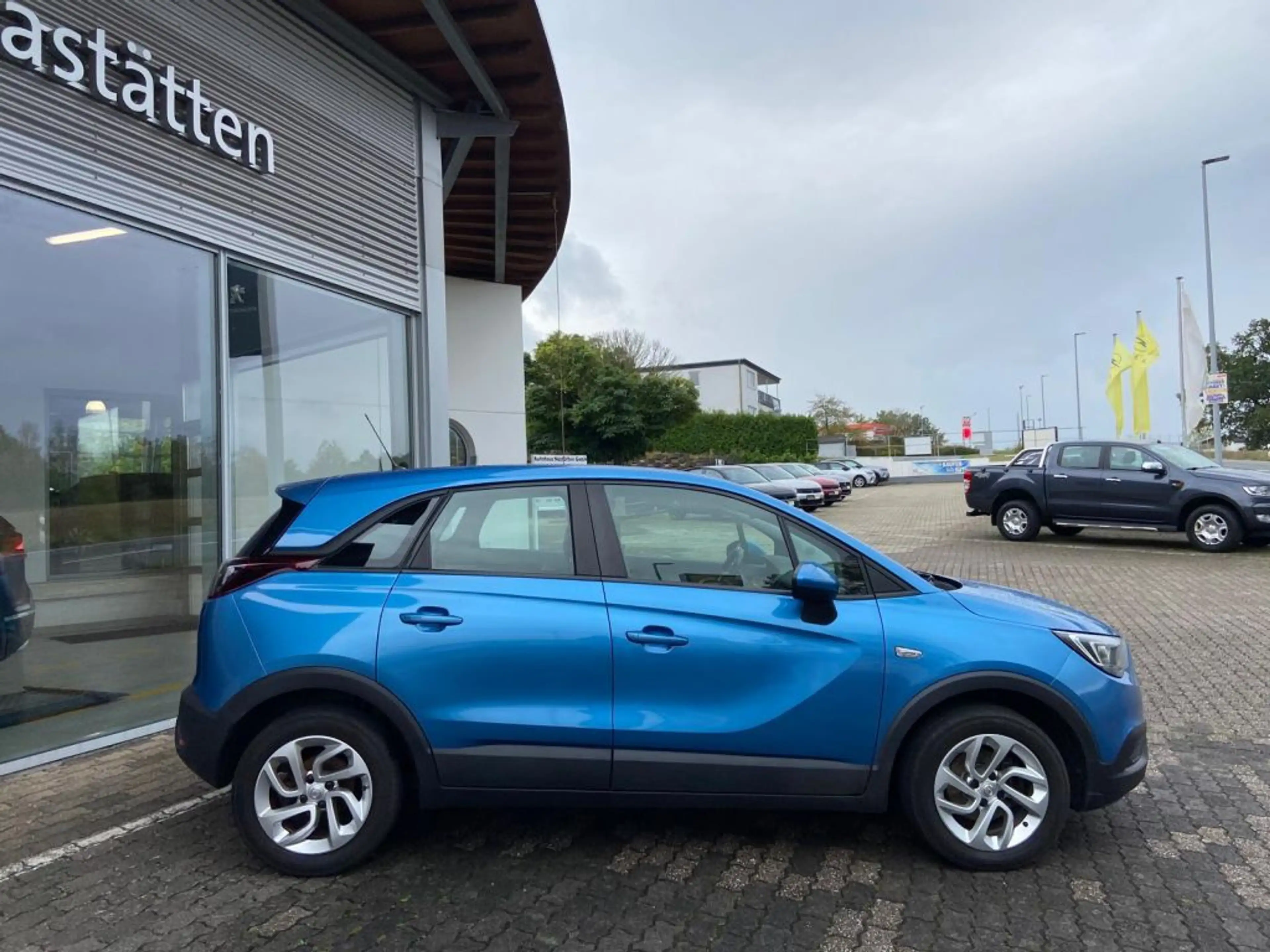 Opel Crossland X 1.2 Start/Stop Edition — photo 2