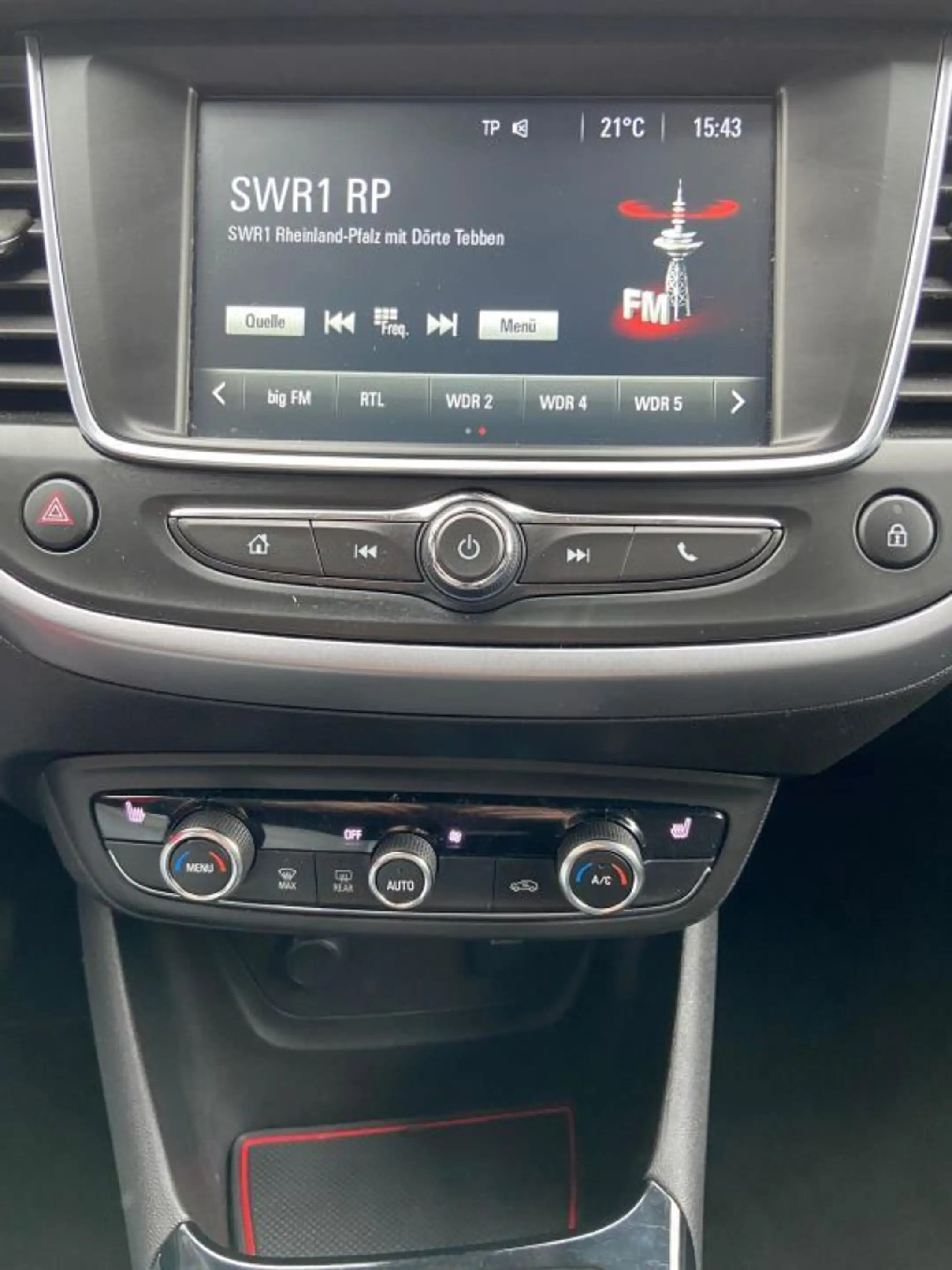 Opel Crossland X 1.2 Start/Stop Edition — photo 10