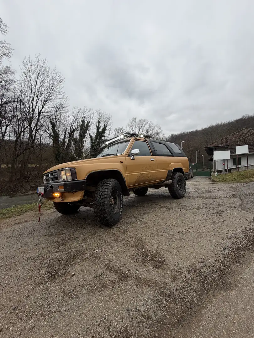 Toyota 4-Runner 1st Gen Gelb - 2