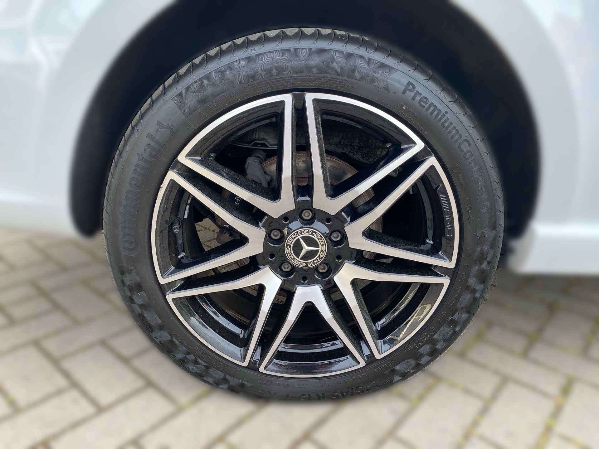 Mercedes-Benz V 300