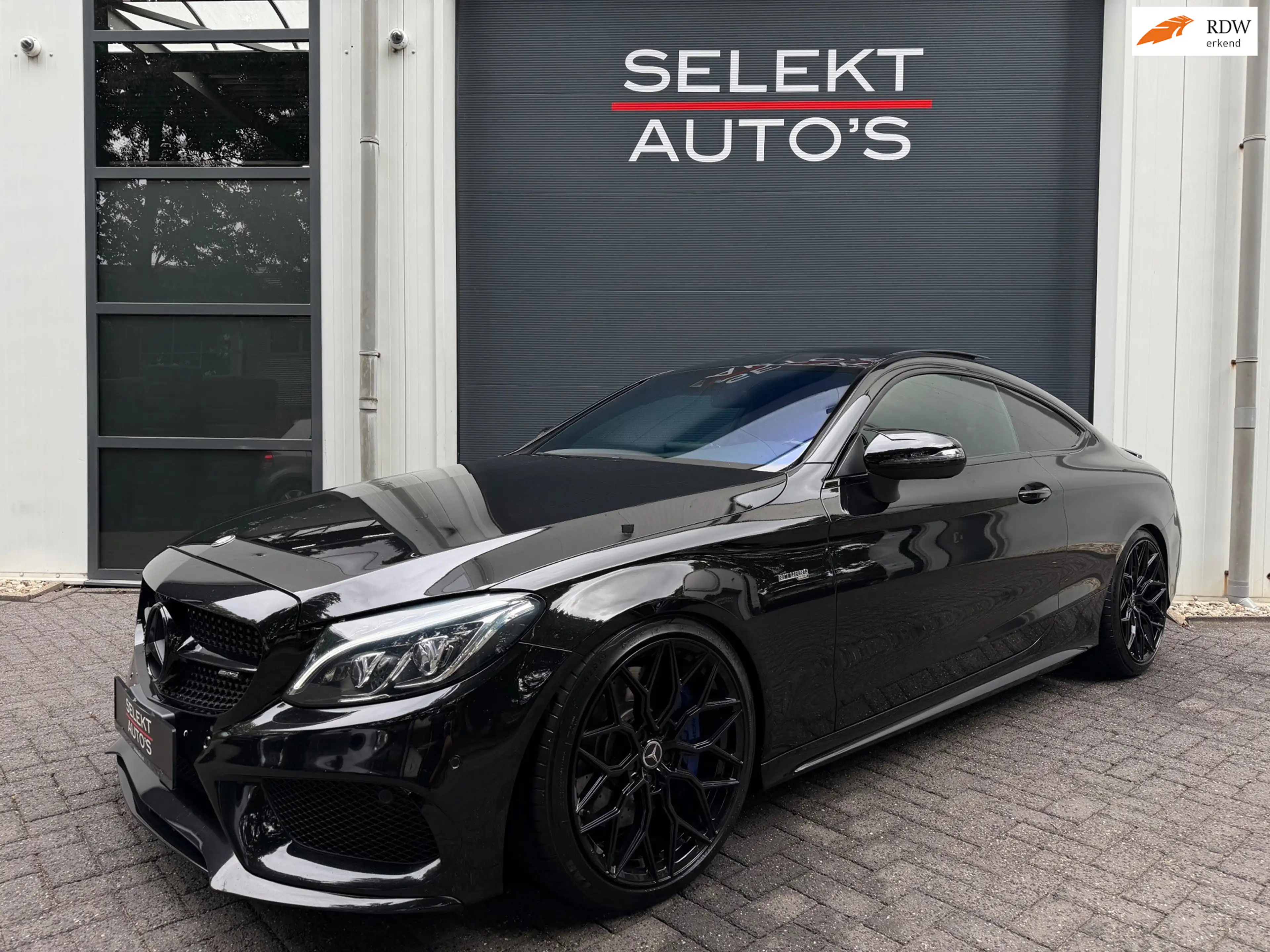 Mercedes-Benz C 43 AMG Coupé 4MATIC 367 Pk Pano/Cimate/Cruise/19 Inch/Amb