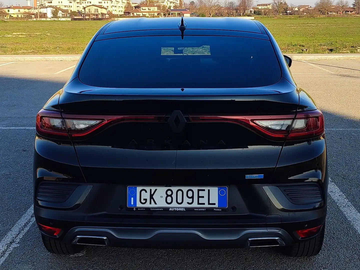Renault Arkana Full Hybrid Fast Track 145 cv Fekete - 2
