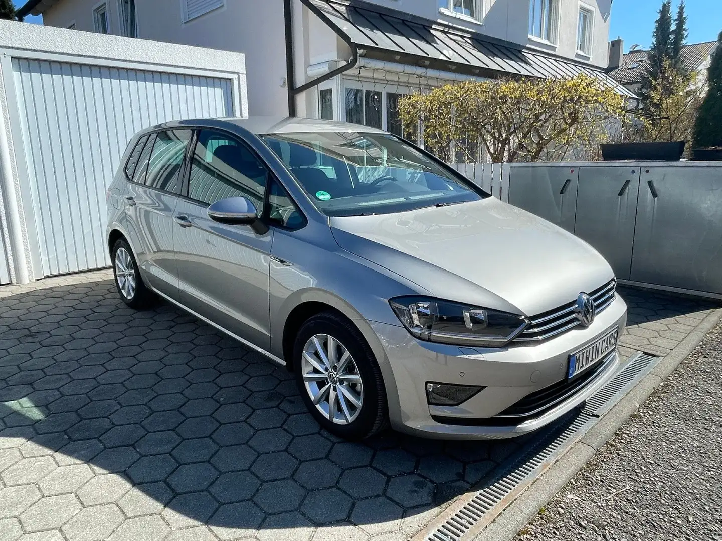 Volkswagen Golf Sportsvan ACC DSG 1.Hand Top Silber - 1