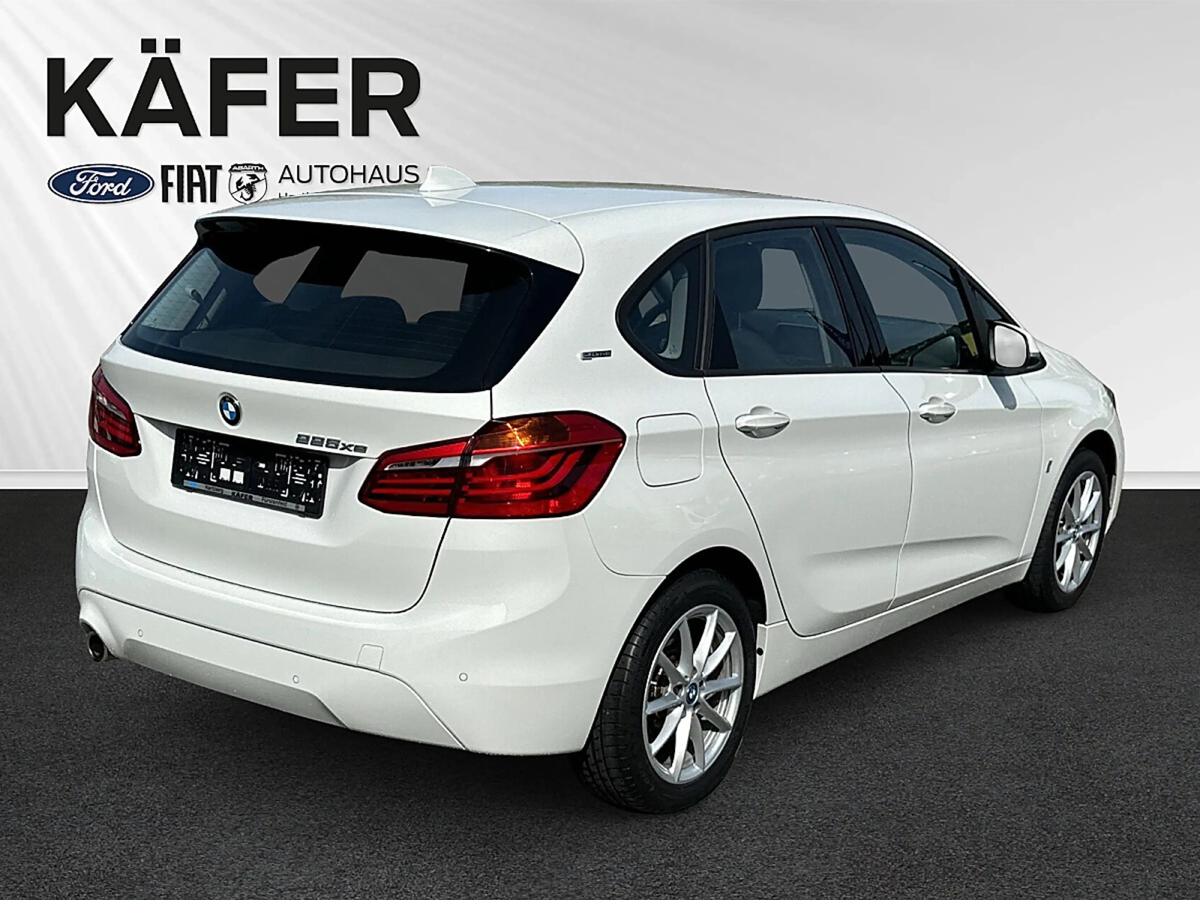 BMW 225 xe PHEV iPerf. Active Tourer Aut. ALLRAD*Navi* — photo 6