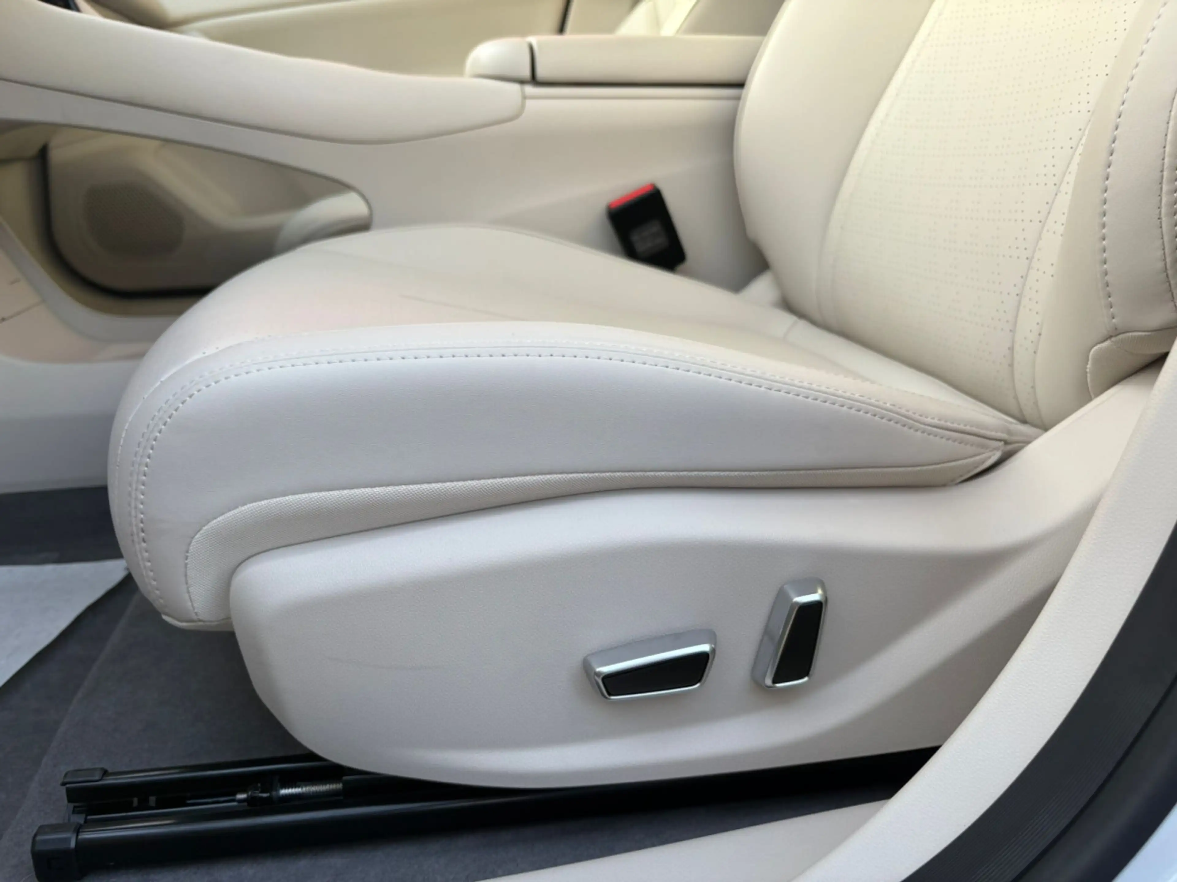 Forthing S7 S7 ELECTRIQUE FULL OPTIONS — photo 14