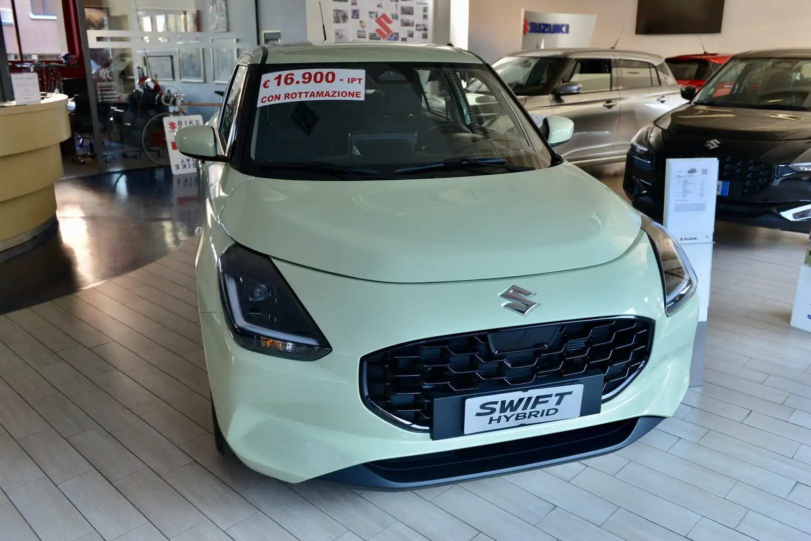 Suzuki Swift NUOVO EQUIPAGGIAMENTO  WAKU MANUALE Weiß - 2