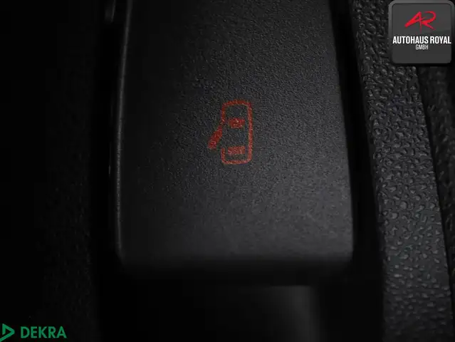 Fiat 500e view 16