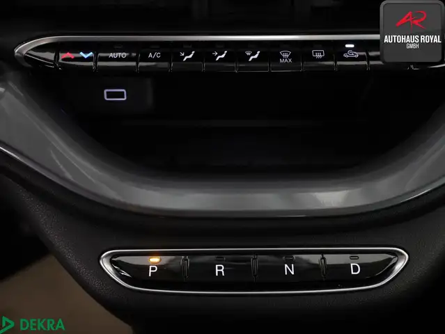 Fiat 500e view 13