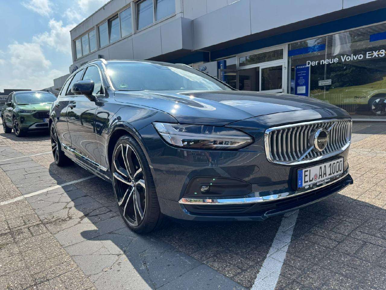 Volvo V90