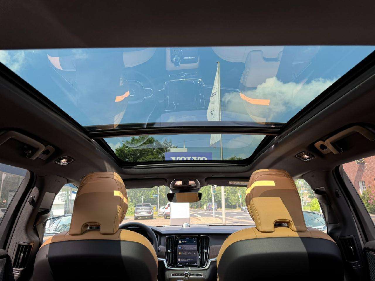 Volvo V90