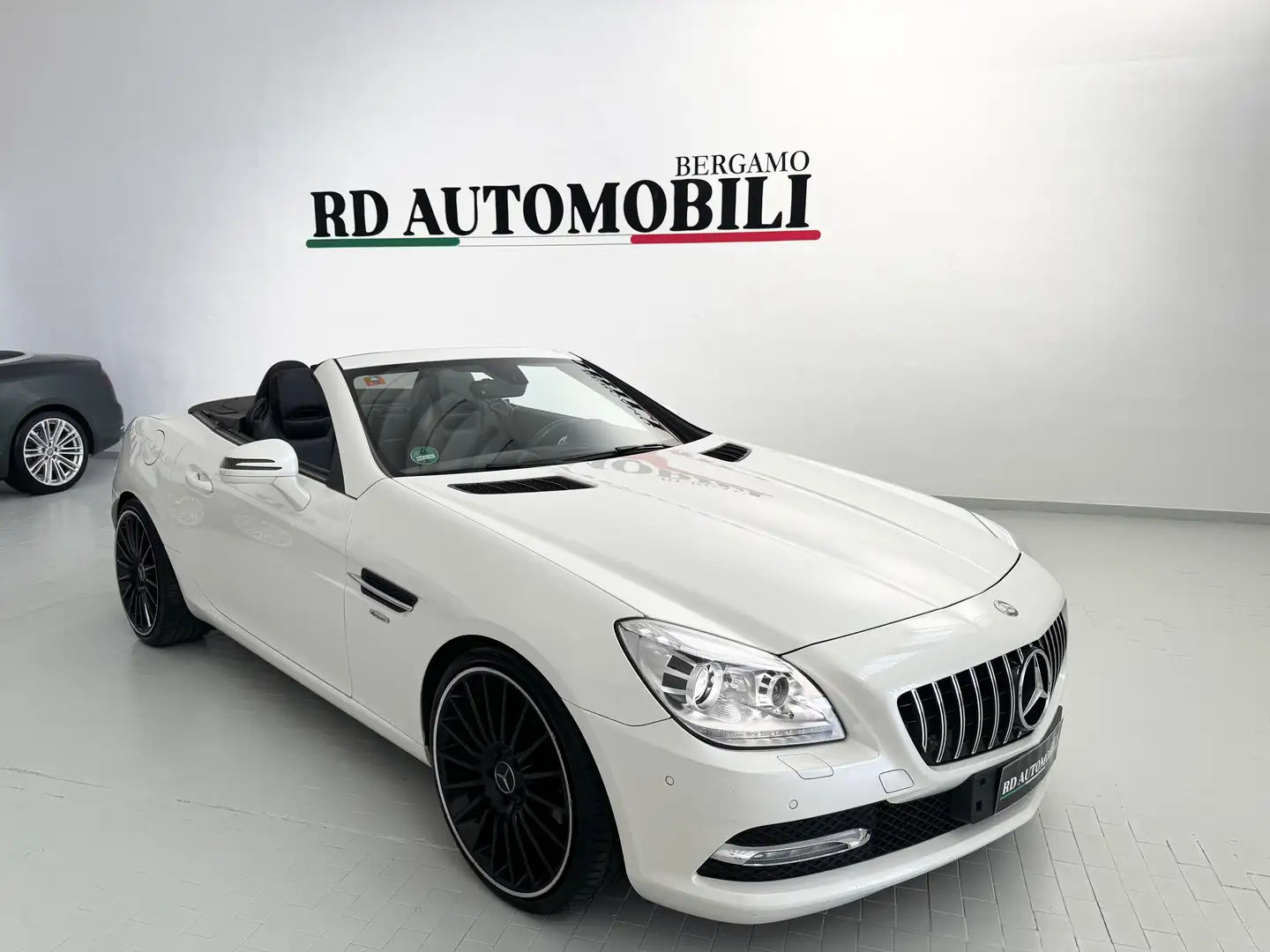 Mercedes-Benz SLK 200 AMG**LORINSER**AVENTE 85.000 KM UNICO PROPRIETARIO Bianco - 2
