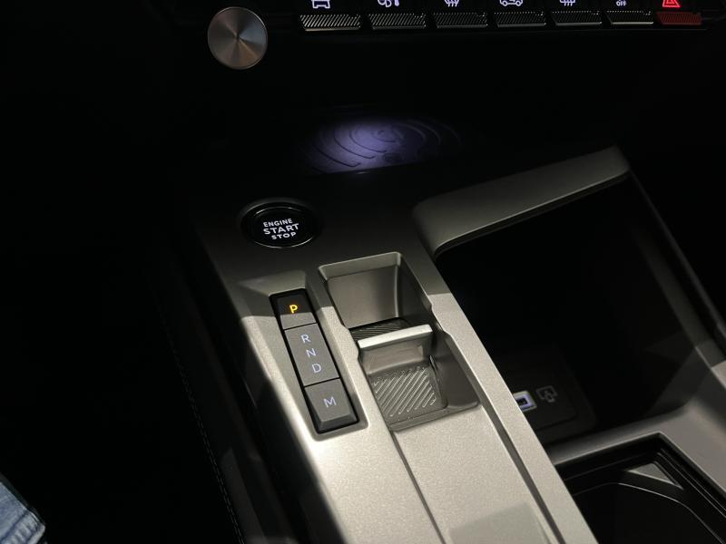 Peugeot 408 1.2i 130cv blanche 2023 15.207km Navi/Carplay/Cam/ — photo 25