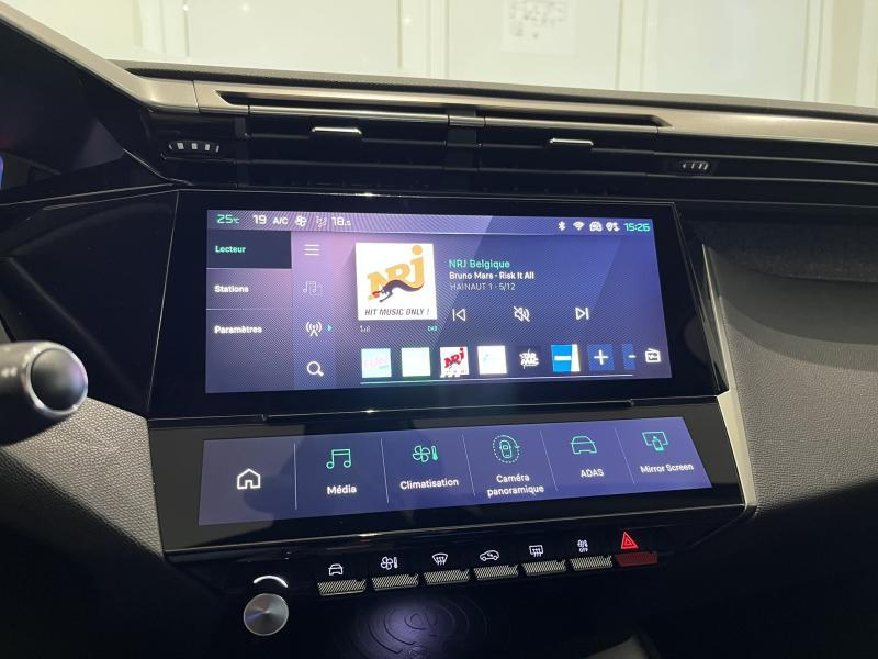 Peugeot 408 1.2i 130cv blanche 2023 15.207km Navi/Carplay/Cam/ — photo 18