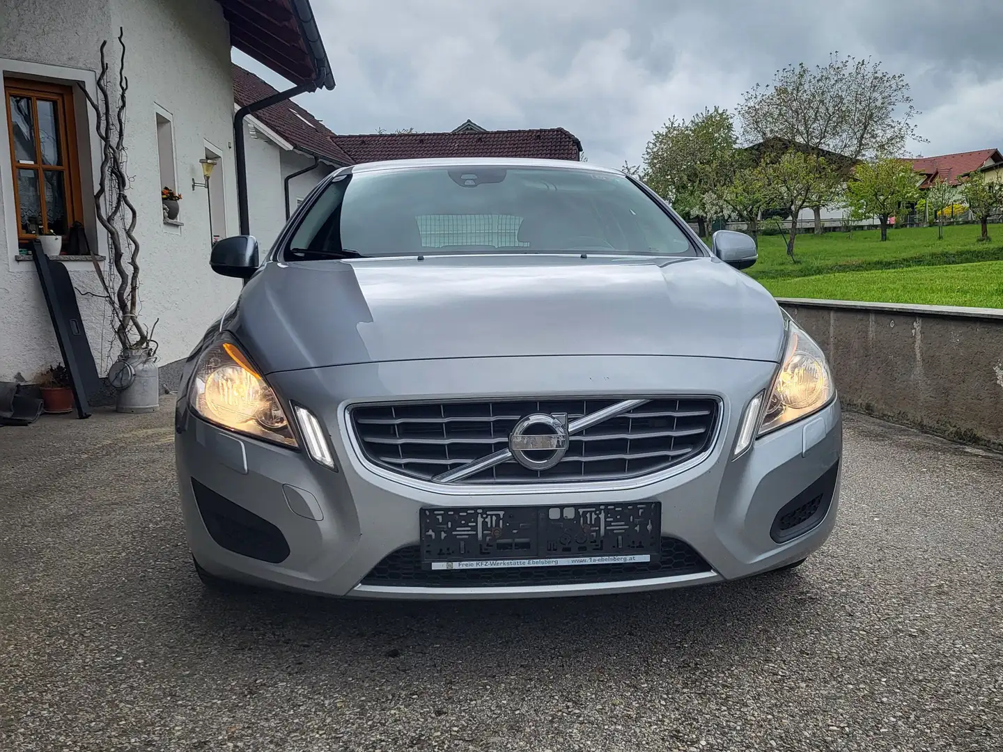 Volvo V60 V60 D3 Grey - 1