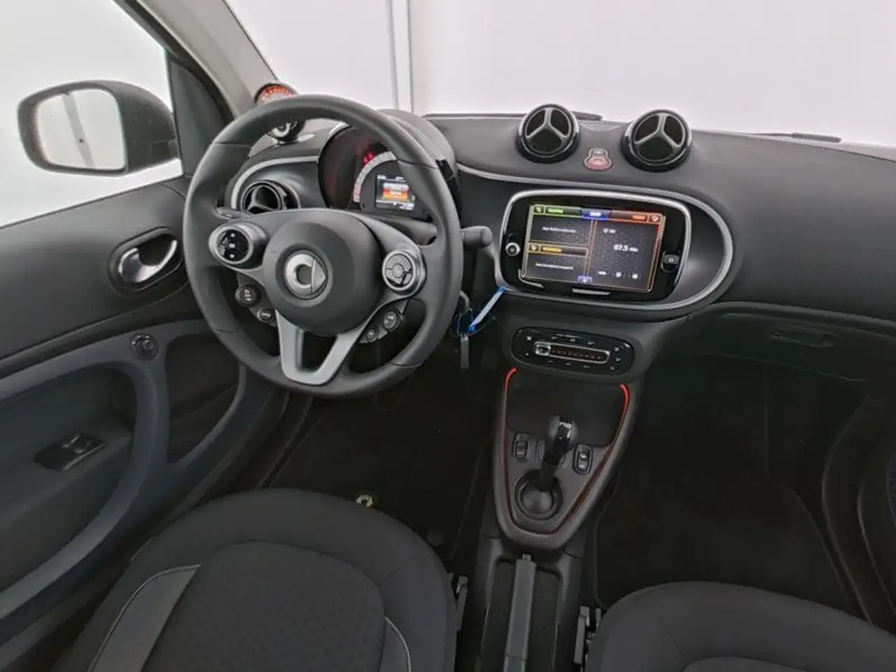 smart forTwo 2024 — фото 6