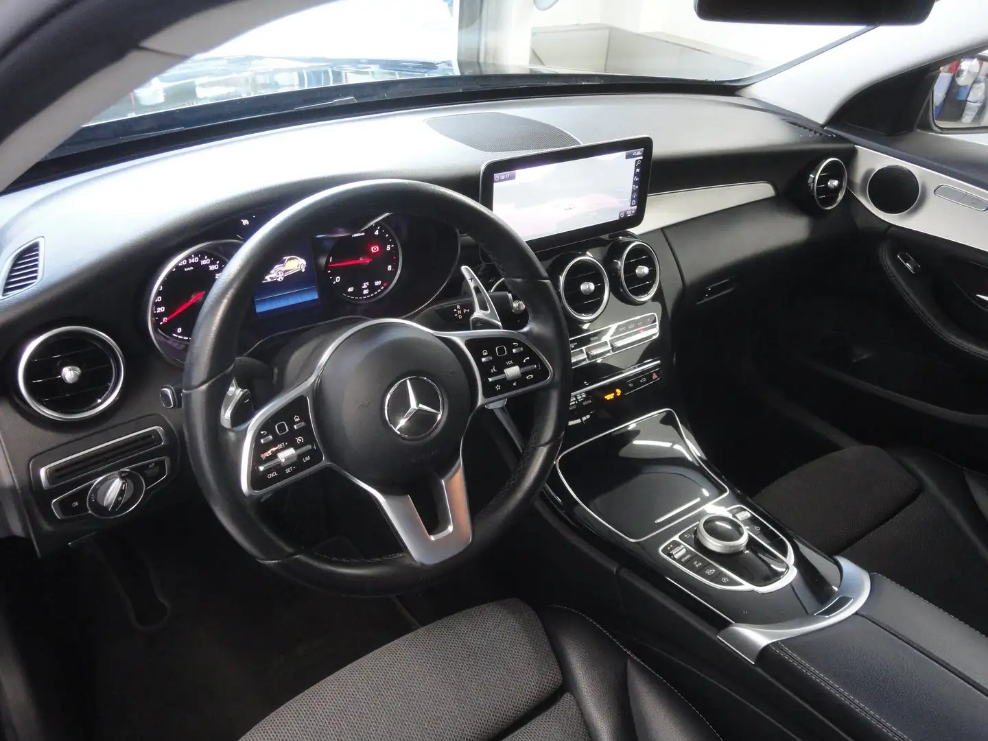 Mercedes-Benz C 200 -Klasse Lim. C 200 d Schwarz - 2